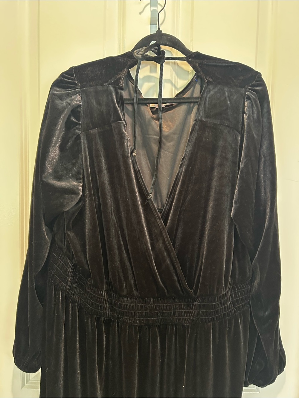 Knox Rose Black Velvet Tiered Maxi Dress Plus Size V-Neck Long Sleeve Formal - Picture 3 of 4